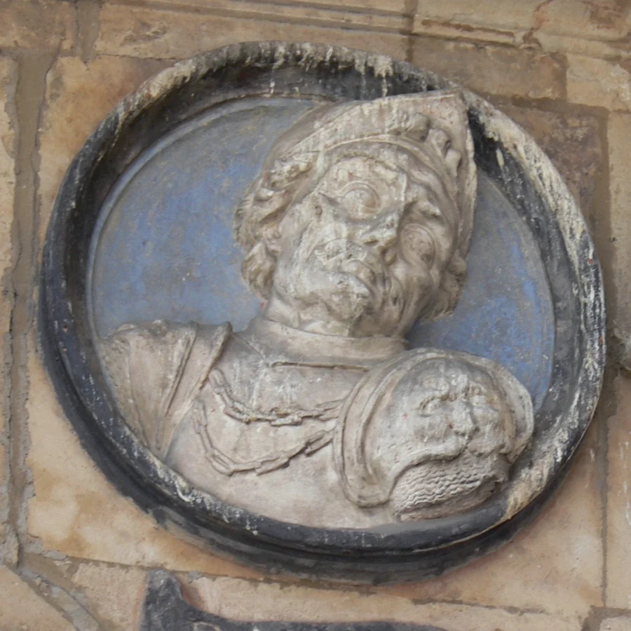 Medaglione di Alonso de Aguilar nella Plaza Mayor di Salamanca