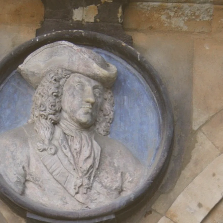 Medaglione di Filippo V di Spagna nella Plaza Mayor di Salamanca