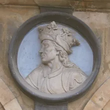 Medaillon von Johann II. an der Plaza Mayor von Salamanca